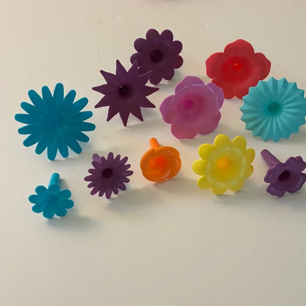 Kids Build a Garden Floral Stacking Toy Set Colorful Flower Building Blocks 30pc